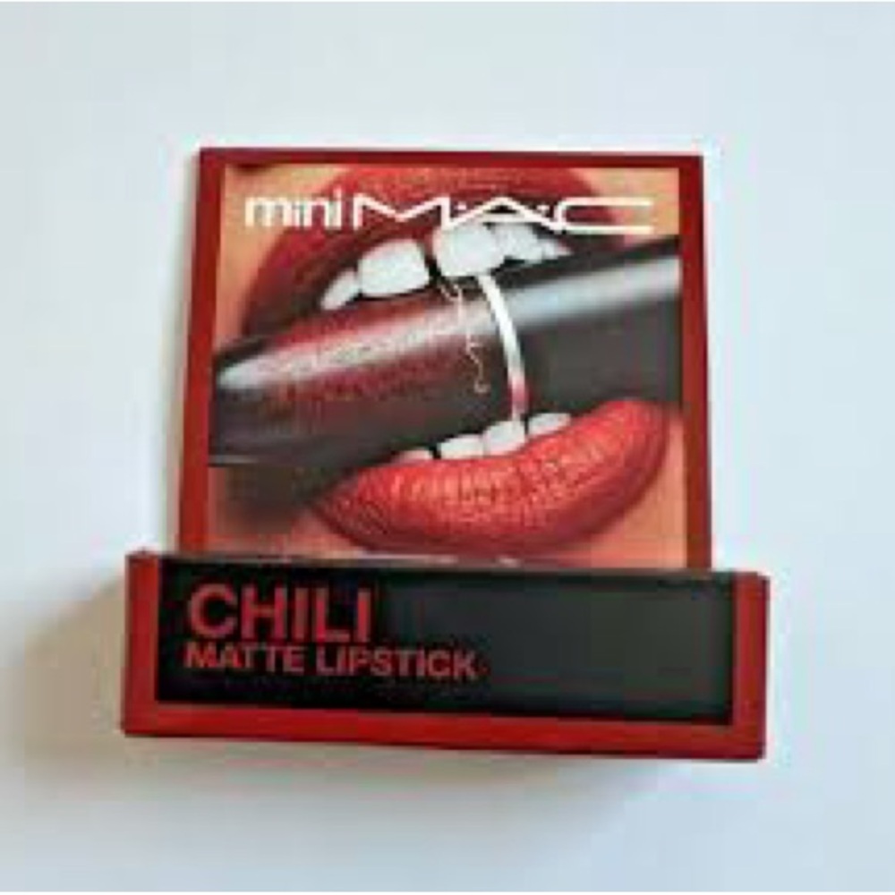 MAC- MACximal Silky Matte Lipstick Mini, Color- 602 Chili 0.05 oz new in box